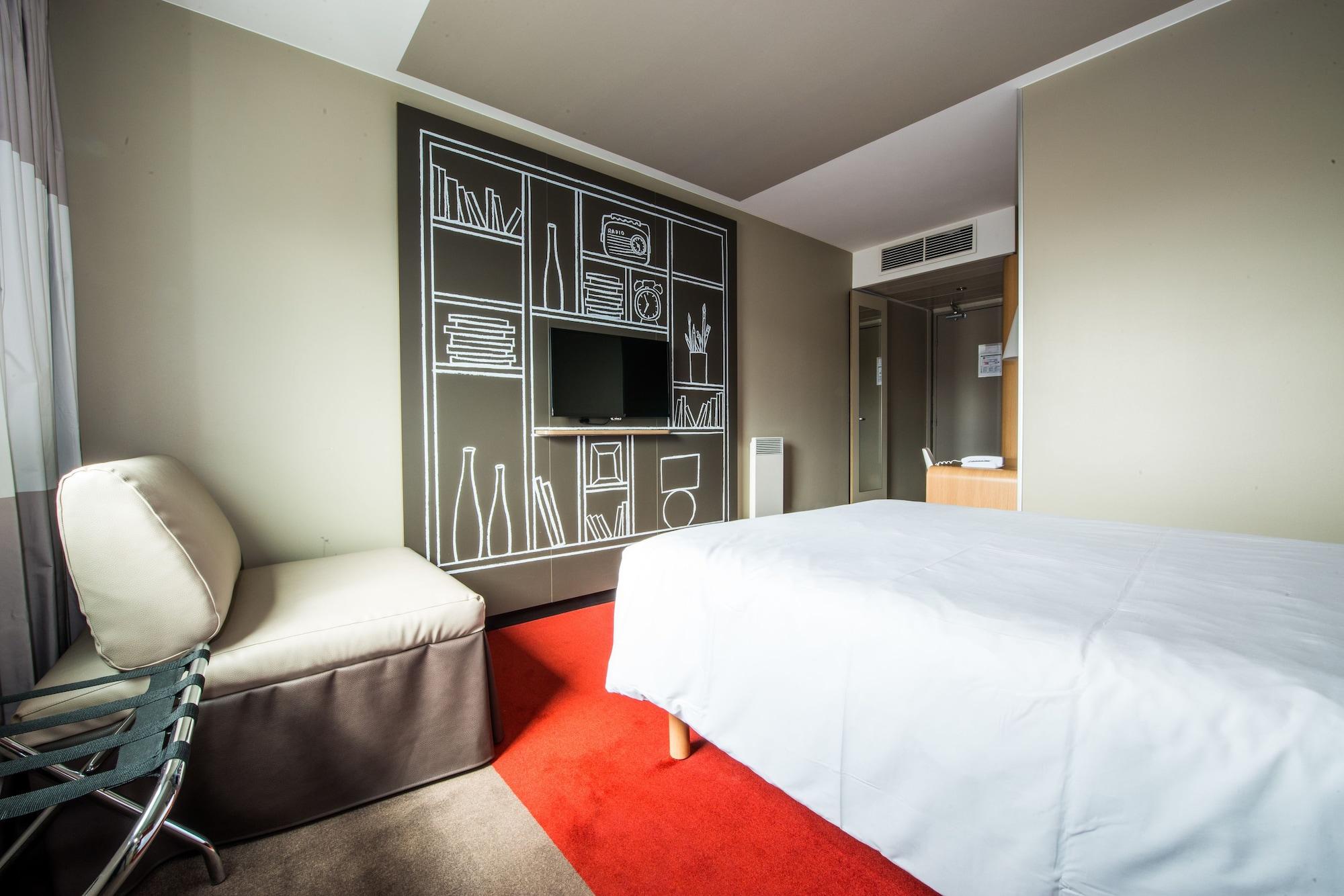 Ibis Nanterre La Defense Hotel Exterior foto
