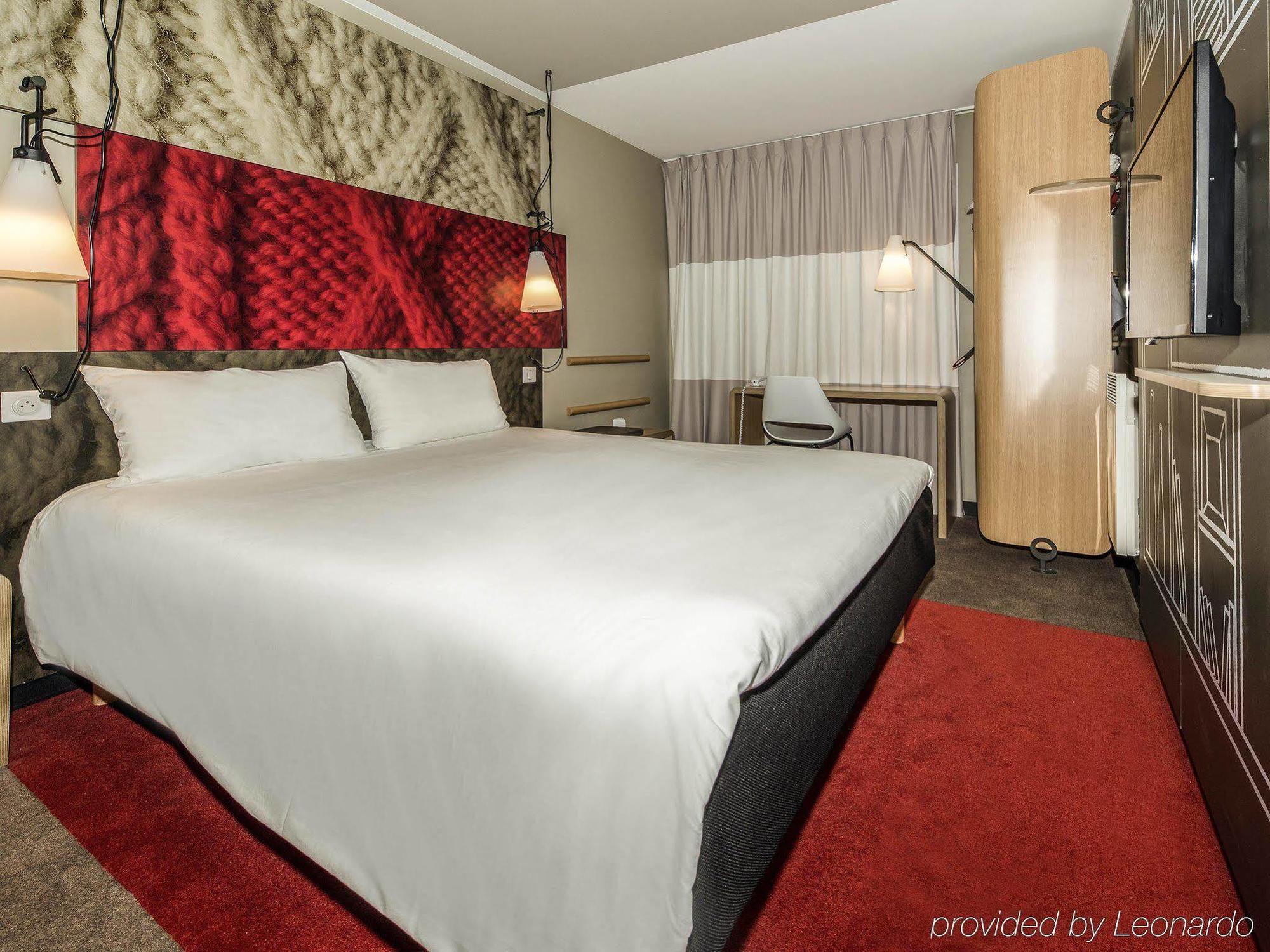 Ibis Nanterre La Defense Hotel Exterior foto